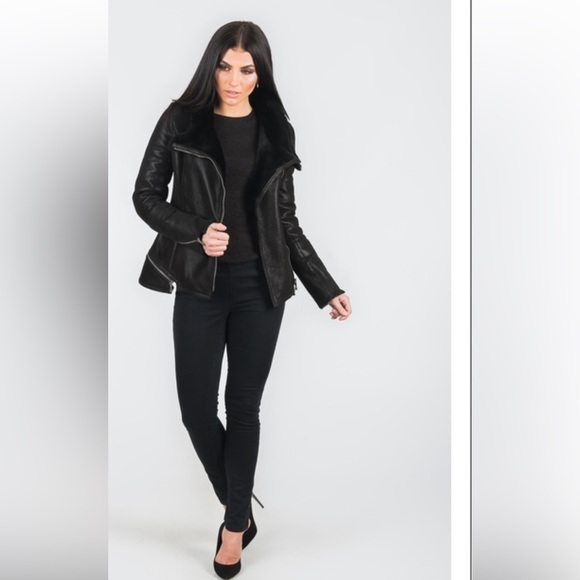 Women's Le Château Black Shearling Leather Jacket S - Picture 2 of 11